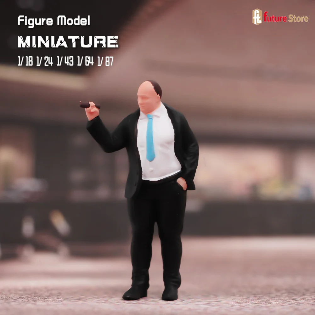 Miniature Figure 1/87 1/64 1/43 1/24 1/18 Bald Chubby Man Smoking Cigars Diorama Mini Doll Creative Outdoor Scene Props Model