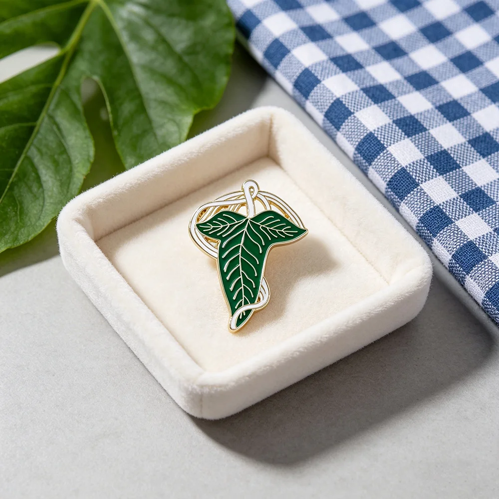 Elven Leaf Brooch Lapel Badge Lord of the Rings Enamel Pin Decorative Pin for Backpack Clothing Movie Fans Gift