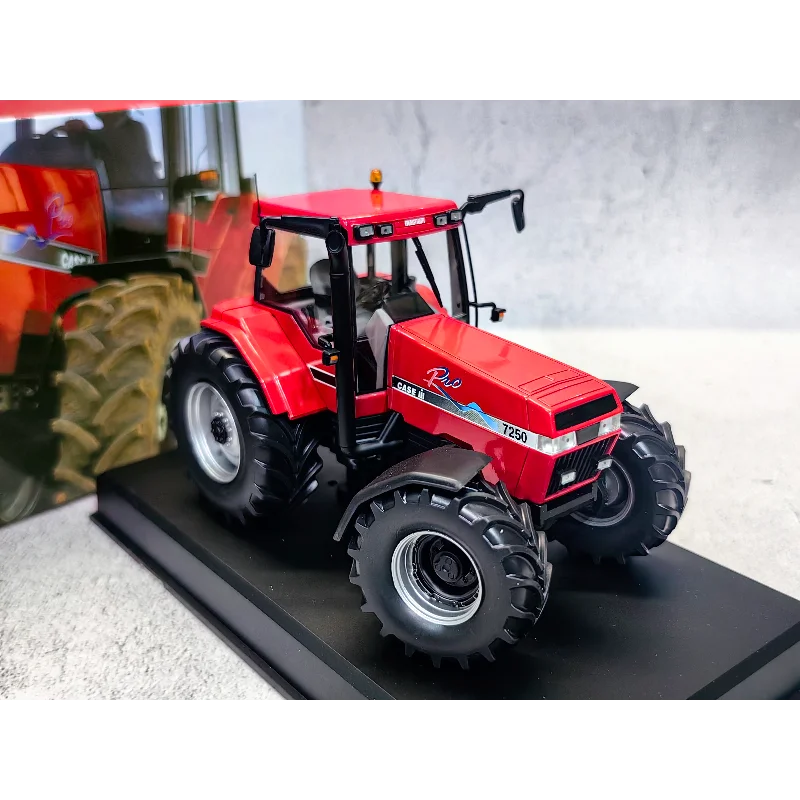 다이캐스트 1/32 스케일 MAGNUM 7250 PRO 1992 합금 트랙터 모델 수집용 장난감 선물 기념품 장식품