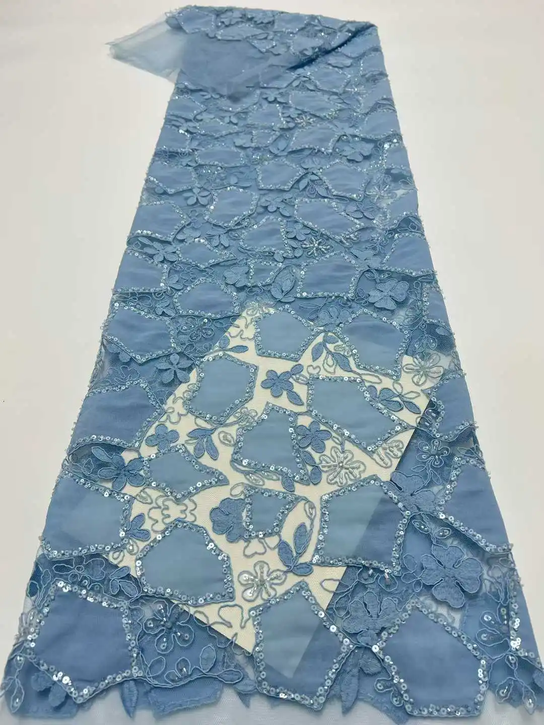 African Sequins Beaded Lace Fabric 2025 New High Quality Groom Nigerian Wedding Bridal Embroidery French Tulle Materials.