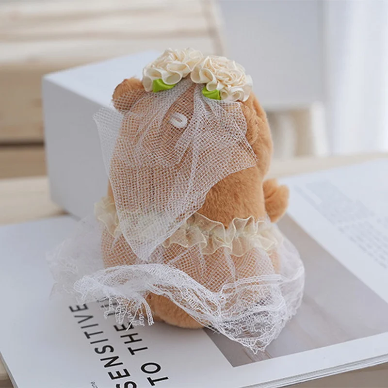 1 pz cartone animato abito da sposa capibara ciondolo peluche bambola borsa appesa carino Kapila portachiavi bambola ornamento da tavolo ciondolo per auto