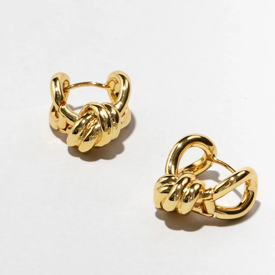 

Europe America Brass Gold Plated Knotted Fashion Earrings Woman Popular Designs Jewelry Accessories