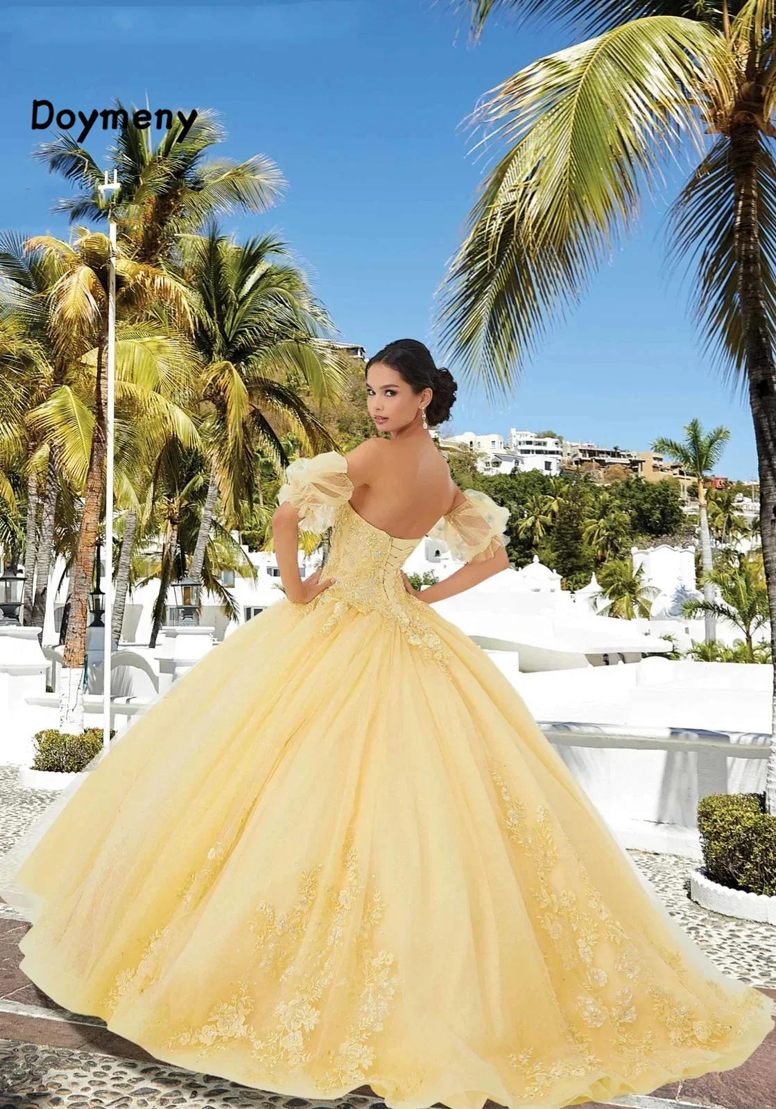 Doymeny-vestido de quinceañera de manga corta con escote Corazón, traje de baile de barrido, dulce 16, 15