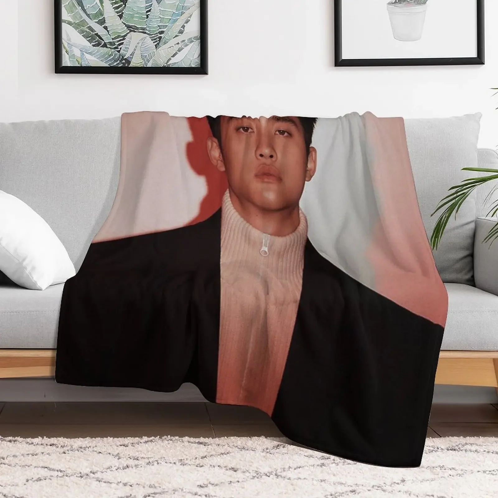 do kyungsoo (love shot) Throw Blanket Decoratives Luxury Thicken anime Blankets