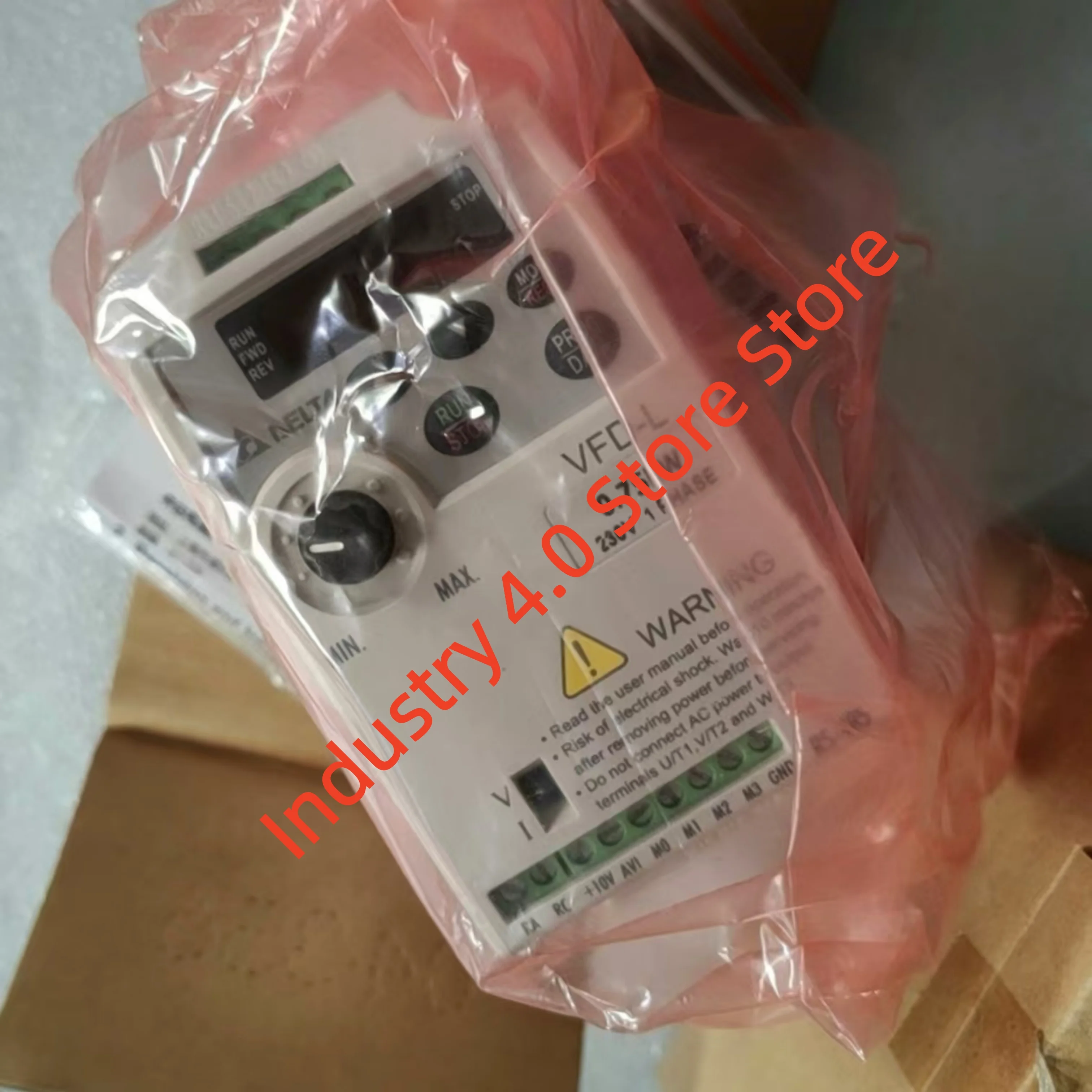 

VFD002L21A VFD007L21A новый модуль ПЛК
