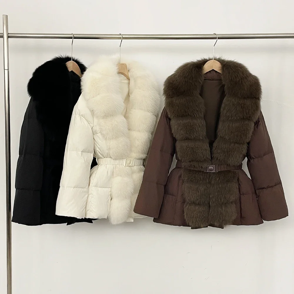 Piumino da donna in pelliccia di volpe naturale di lusso con collo in pelliccia di volpe, piumino casual Parka 2025 enorme piumino in piumino d'anatra bianca