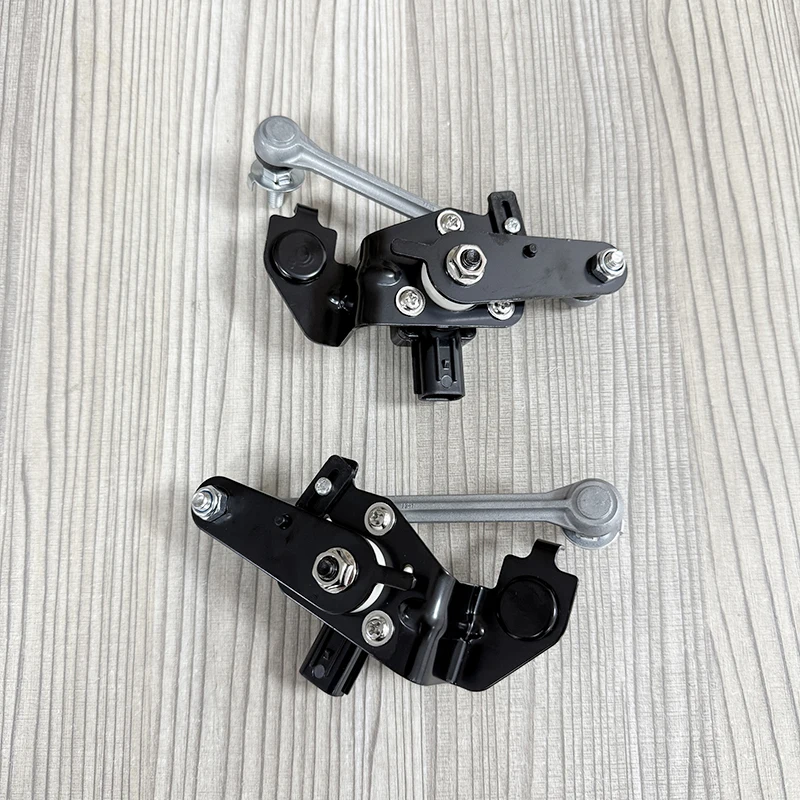 

Датчик уровня фар (пара) для Toyota Sequoia 2008-2022, номера деталей 89408-34030, 89407-34020