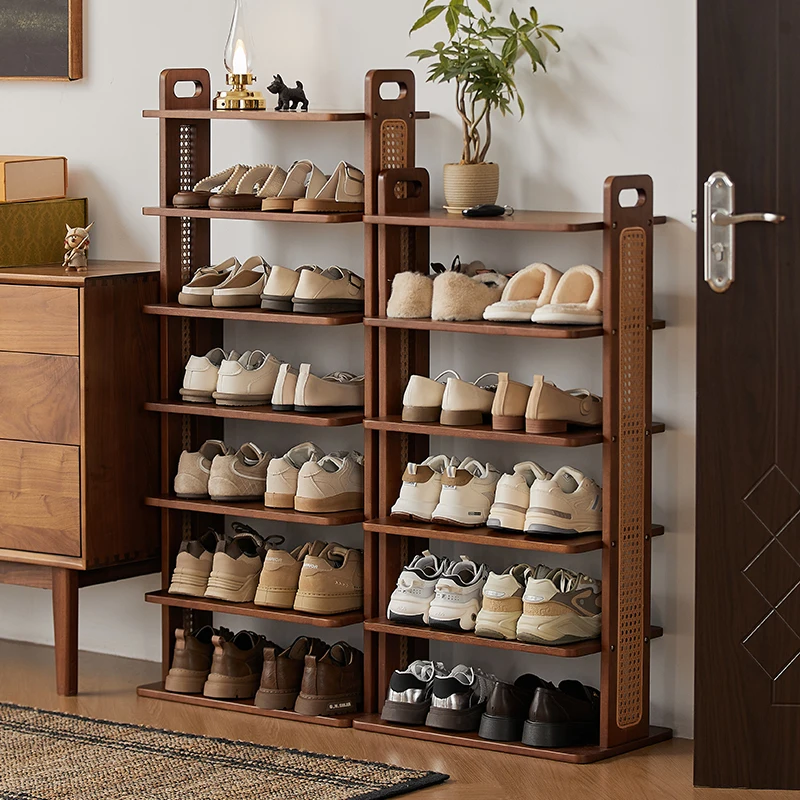 Storage rack, entrance space, use of open shoe cabinet, outer shoe rack at the door