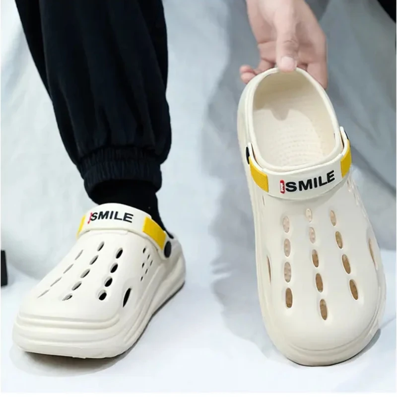 Fashion Men Beach Sandals Outdoor Clogs Comfortable Indoor Slippers Trend Men Casual Shoes Home Garden Shoes Mens Beach Sandals