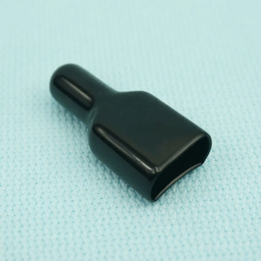 30A 600V Single Pole Power Plug Housing Protective Rubber Sleeve Industrial Electrical Connector Dustproof Flame Retardant