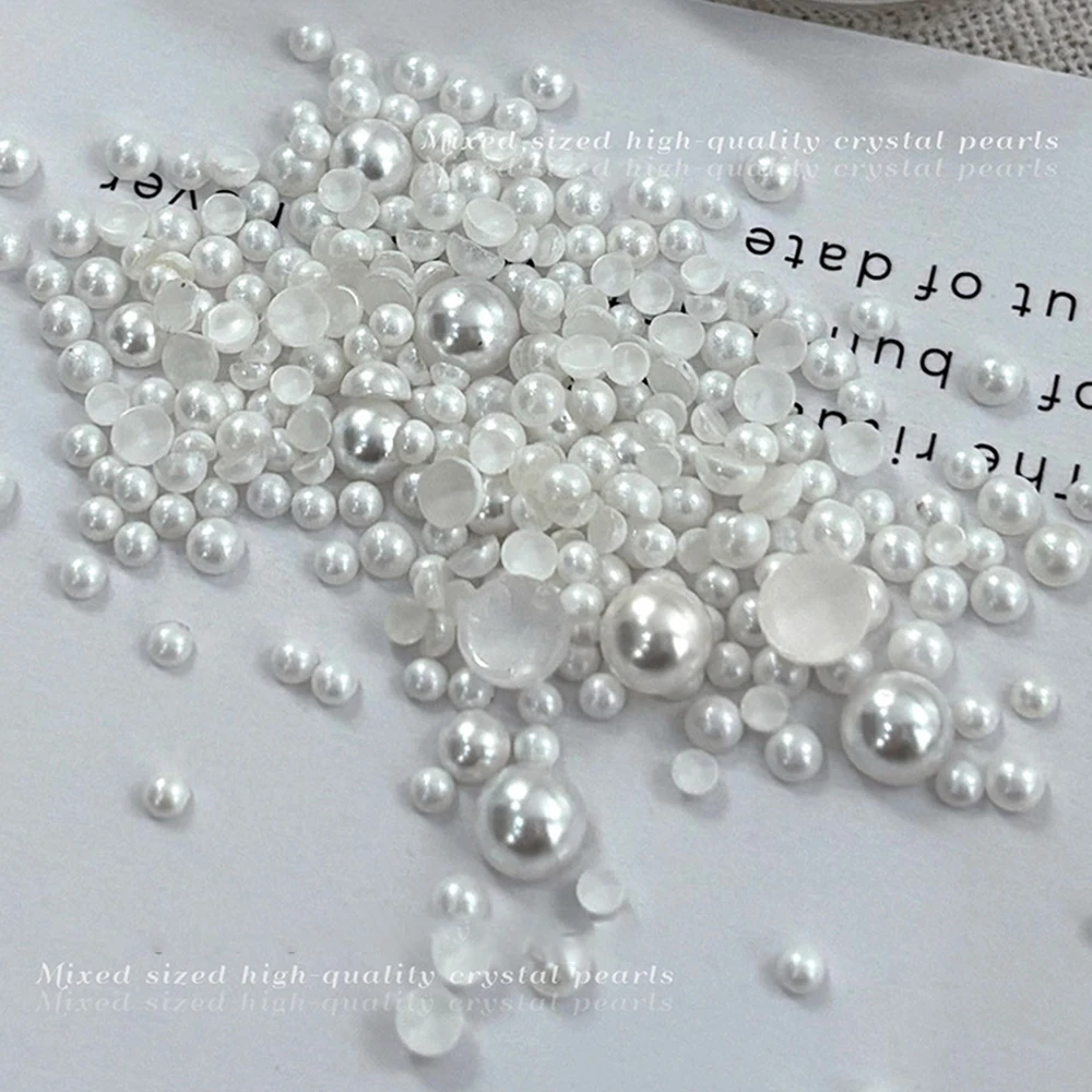 ชาร์มตกแต่งเล็บมุกครึ่งวงกลมสีขาว 1 ขวด แบบ 3 มิติ ผสมมุกแบนทรงบาร็อค อุปกรณ์ตกแต่งเล็บ