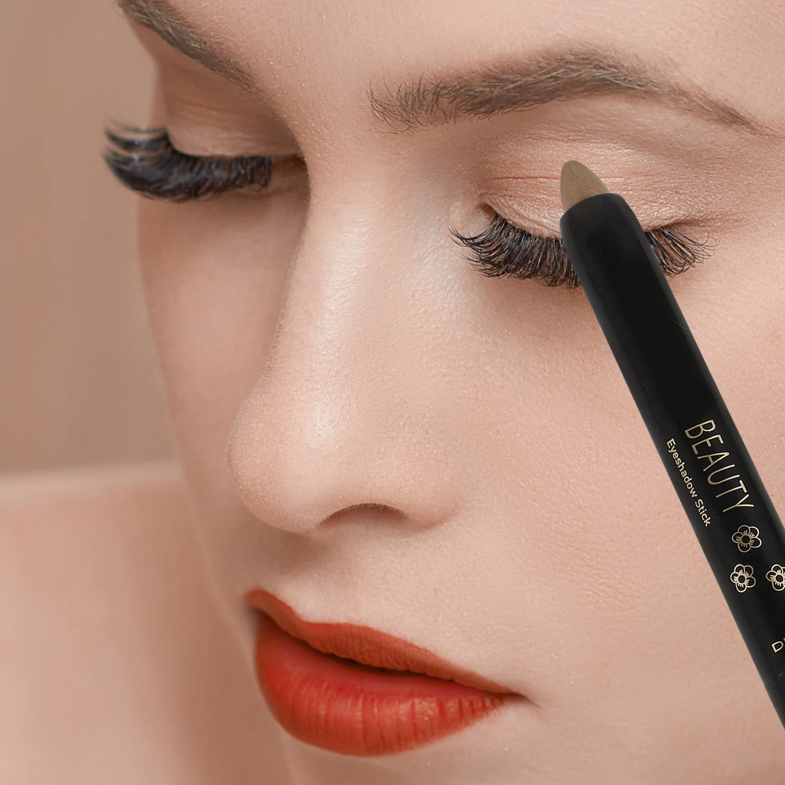 Matita per ombretto da 3 pezzi Penna per trucco con paillette impermeabile a lunga durata Set di ombretti naturali Penna per trucco con texture morbida e liscia