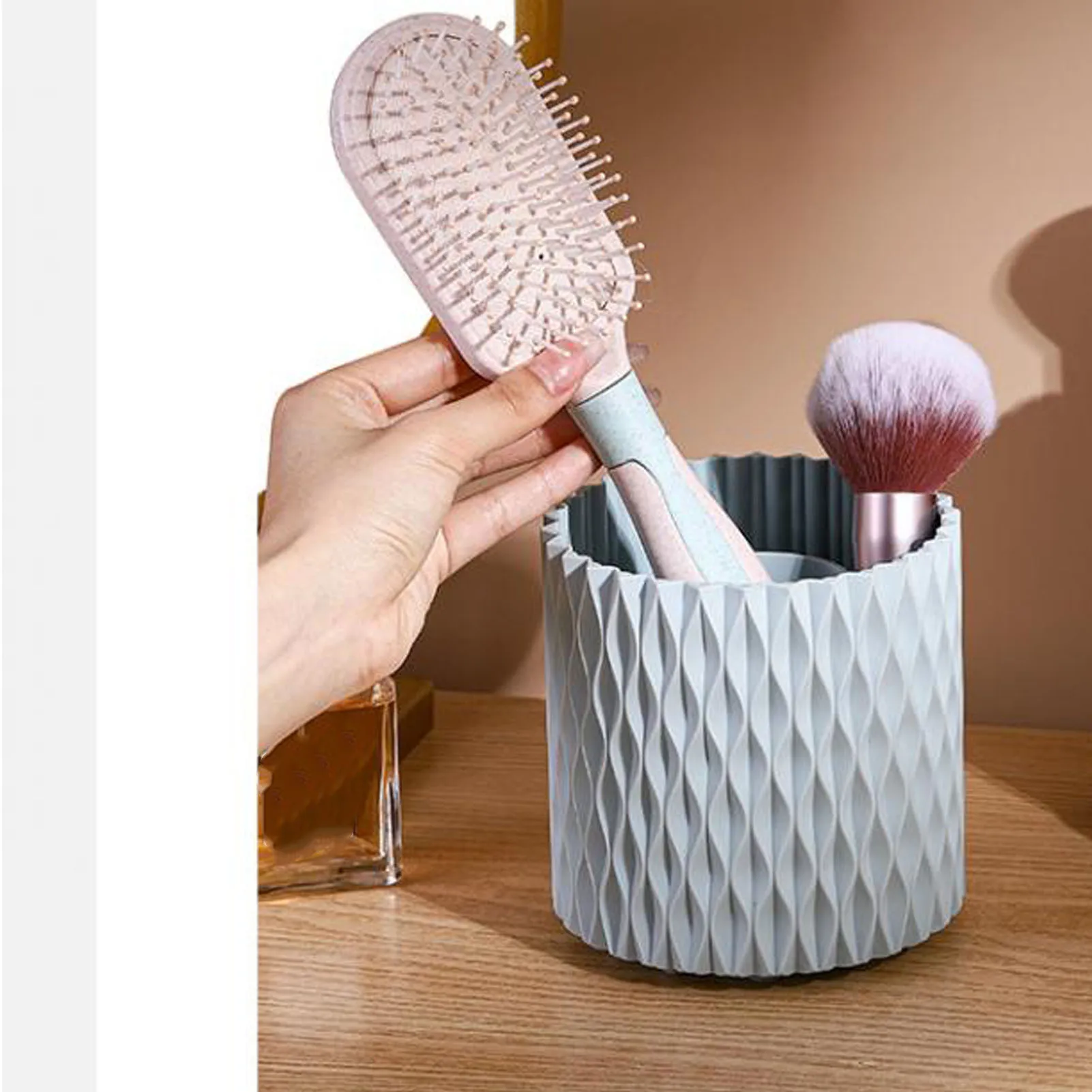 Rotating Pen Holder Desktop Makeup Brush Storage Organizer Plastic Home Decoration for Cosmetics Pencil Stationery Organizer