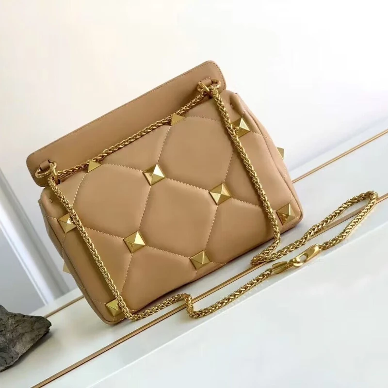 Bolso de mano de marca de lujo para mujer, bolso de cadena de celosía de diamantes con remaches, bolso cruzado oblicuo de hombro de cuero genuino a