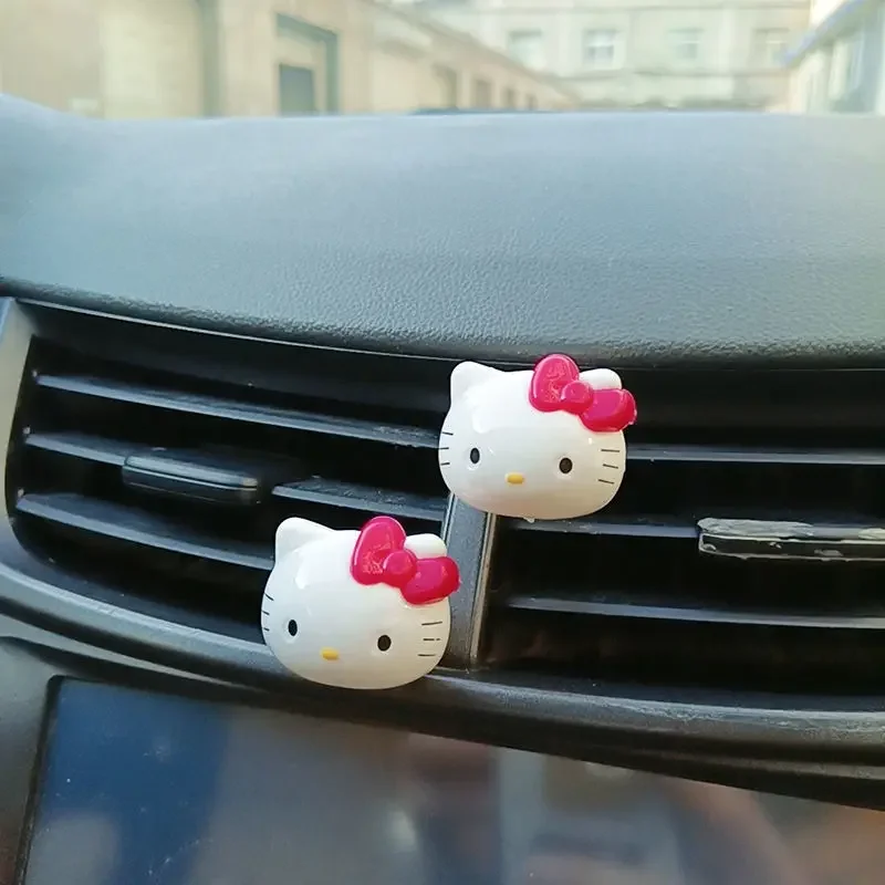 2 pezzi Hello Kitty profumo per auto aromaterapia deodorante per ambienti donne carine presa d\'aria per auto decorazione presa d\'aria clip accessori