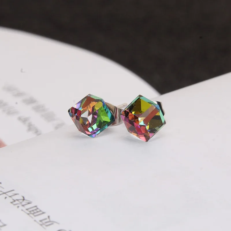 Luxury Classic Crystal Stone Stud Earrings Simple Water Cube Crystal Earrings For Women Female Wedding Party Jewelry Gifts