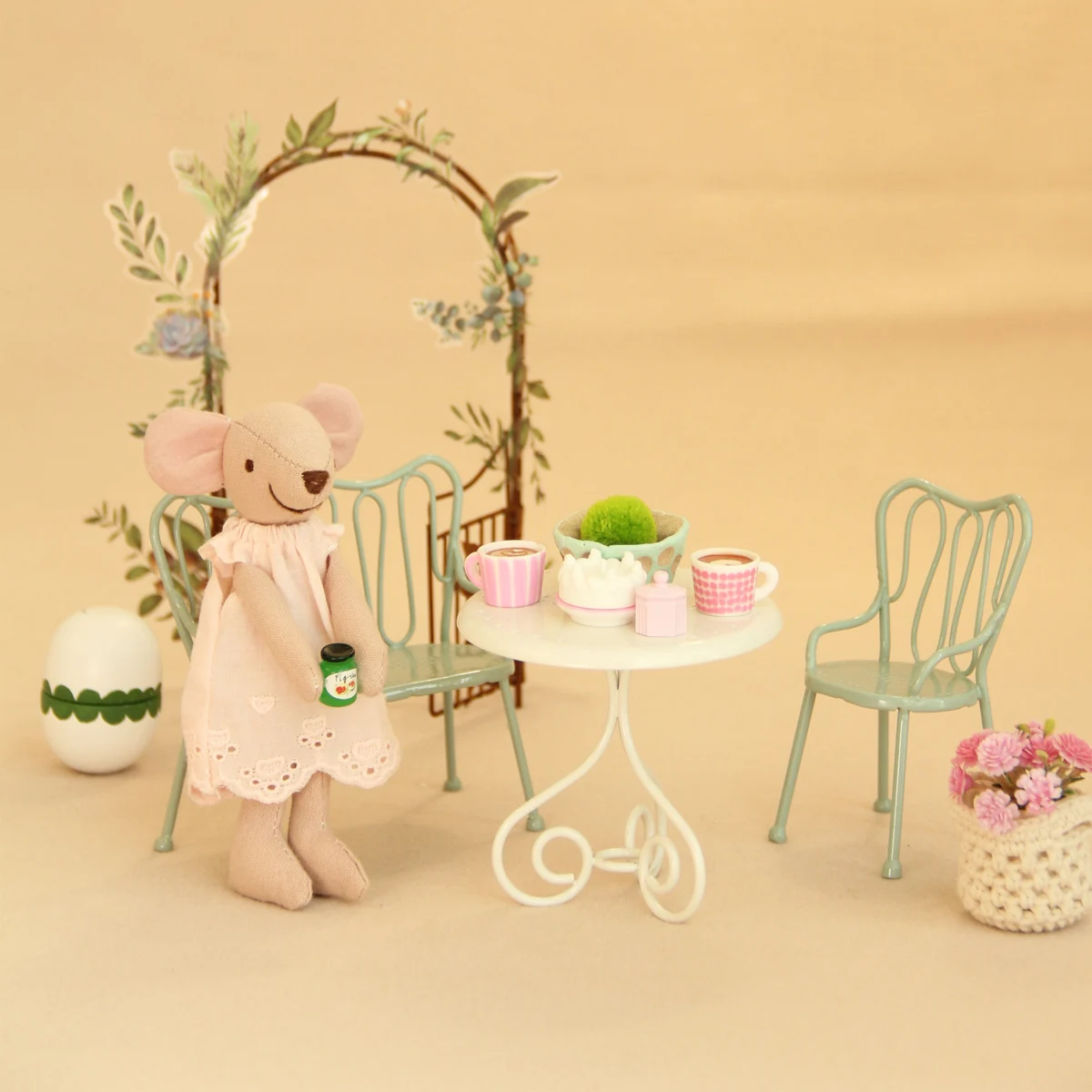 Jouets de maison de jeu de Simulation 1:12, Table et chaise d'art en fer, ensemble de 3 pièces adapté à la décoration de meubles de maison de poupée Bjd Ob11