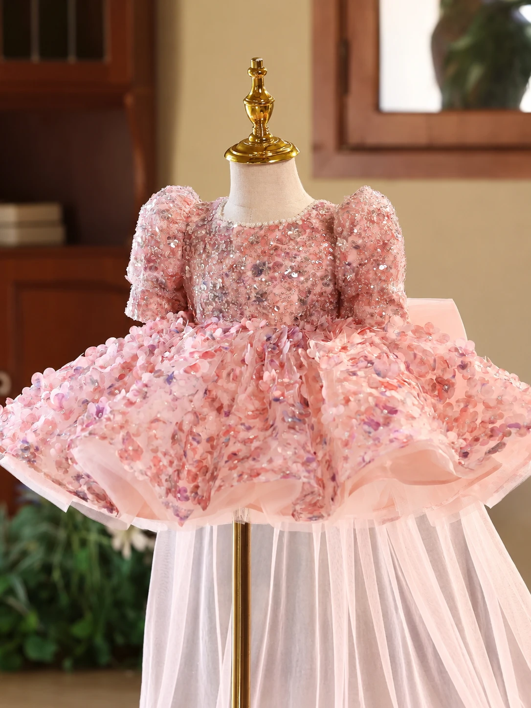 Light luxury and gorgeous girls' Christmas dresses, high-end banquets, girls' fluffy dresses, baby's first birthday party, laund