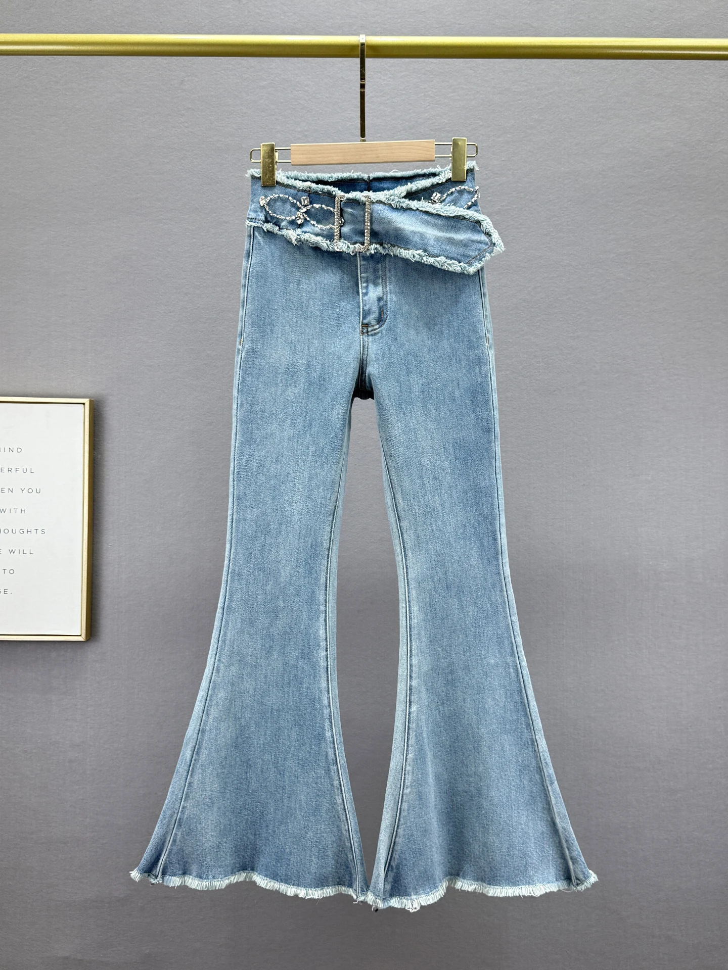 

Джинсы-клеш Hong Kong Sle Bell Bot для женщин, облегающие, с высокой талией, эластичные, из денима, весна 2026, с бриллиантовой отделкой, длинные брюки