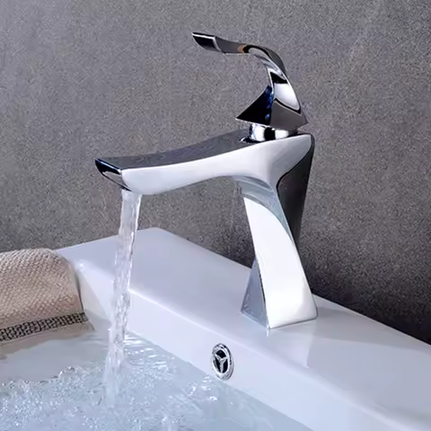 New Bathroom Basin Faucet Deck Mounted Black Chrome Gold Luxury Sink Tap Single Hole Water Tap Hot and Cold Basin Mixer Brushed