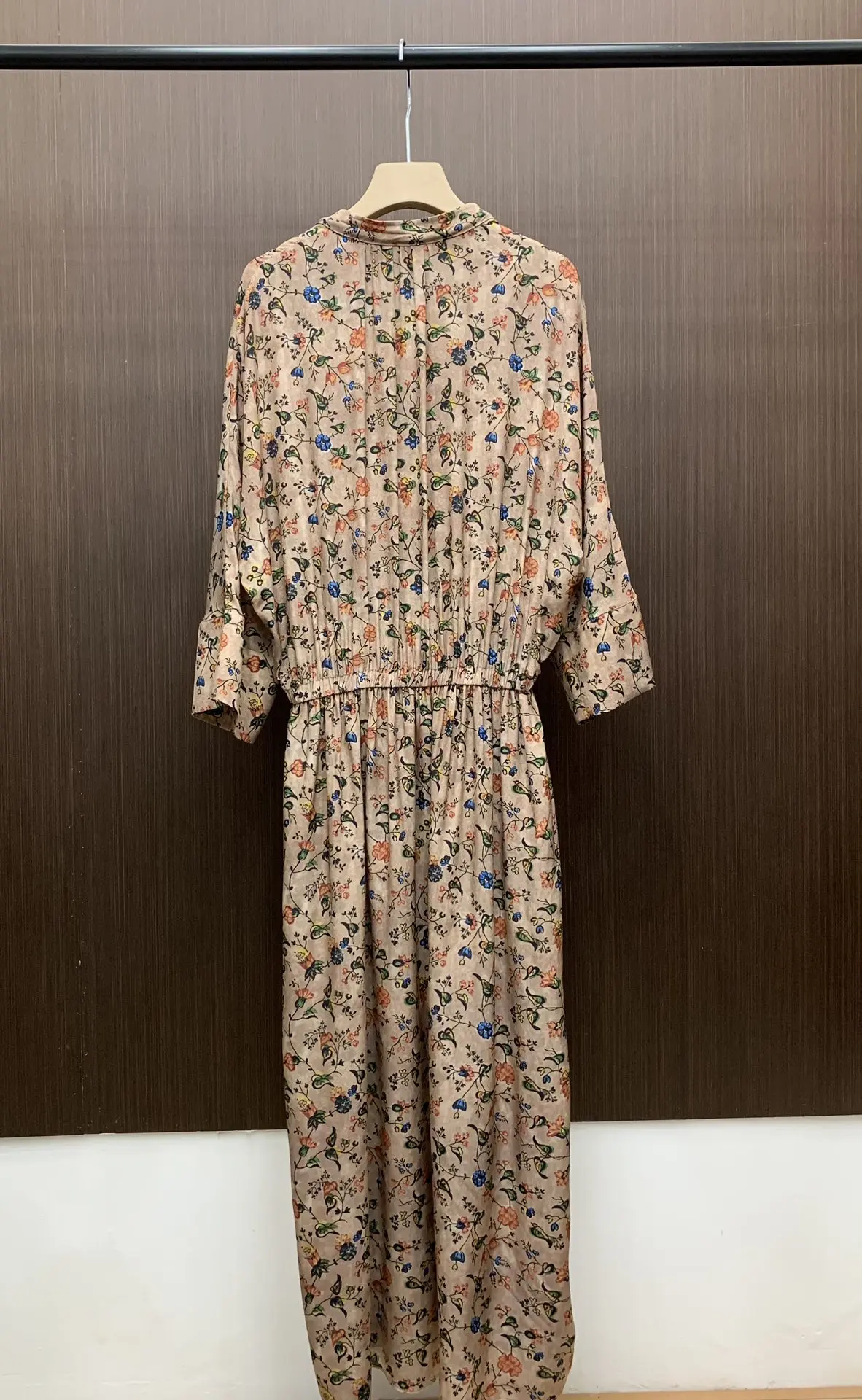 Women's Long Robes 2024 New Spring Summer Silk Printed V-neck Elastic Waist Vintage Long Sleeve Dress