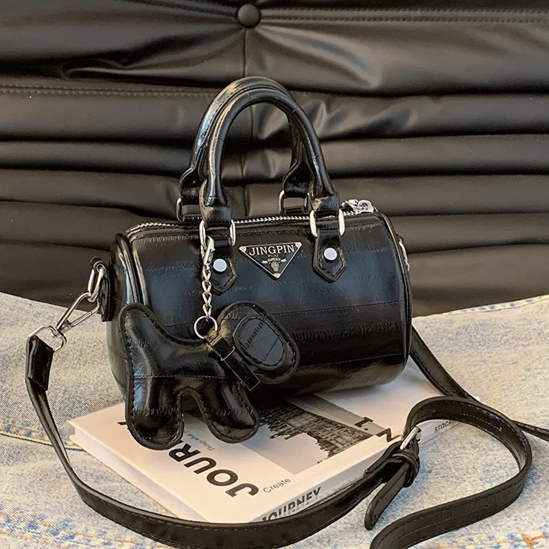 

2025 New! Niche Design Boston Pillow Bag for Women - Fashion Crossbody & Shoulder Handbag | Versatile Sophisticated Style
