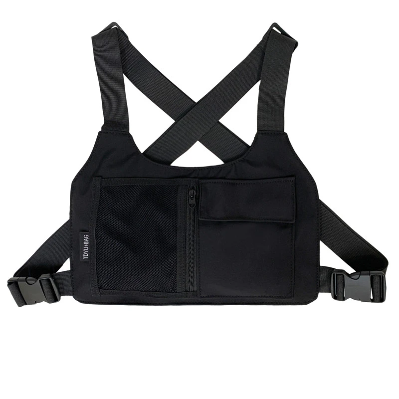 Sac poitrine streetwear nylon tactique unisexe - usage example