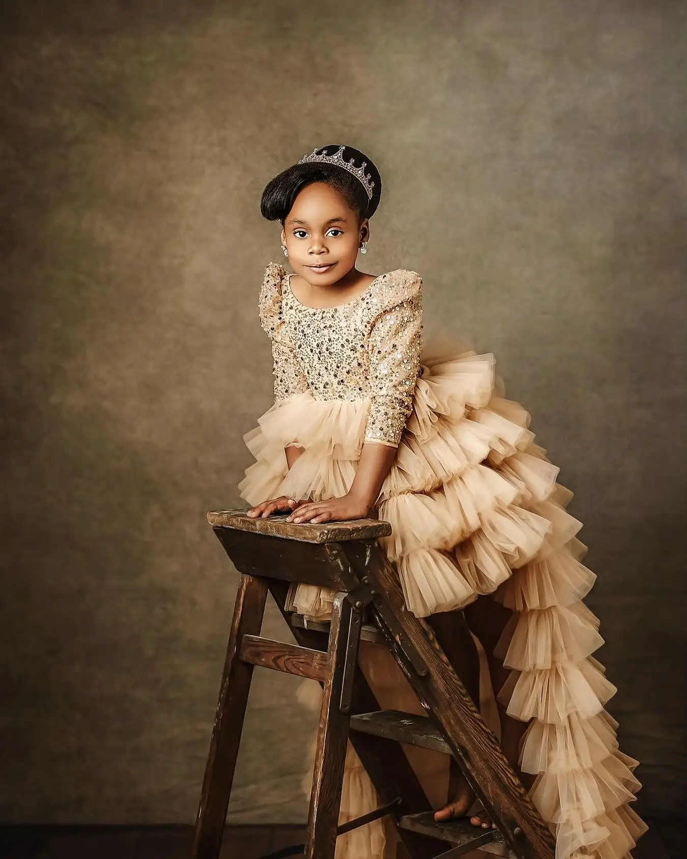 High Low Sequined Flower Girl Dress Champagne Tulle Shiny Ruffles Kids Birthday Party Dress Girl Pageant Gowns