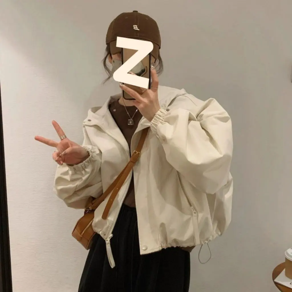 

Women's Hooded Jacket Loose Fit Short Style Fashion Top for Spring Versatile Casual Outerwear