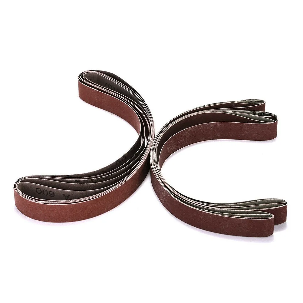 Sanding Belt Assortment Includes Fifteen Units in Various Grains (600 to 1000) for Effective Material Processing