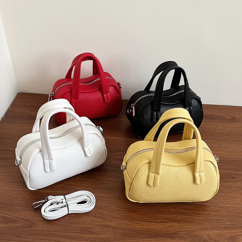 

Small Handbag 2025 Summer Crossbody Mobile Phone Bag Simple Women's Bag Large Capacity Boston Tote Versatile Travel Bag Black