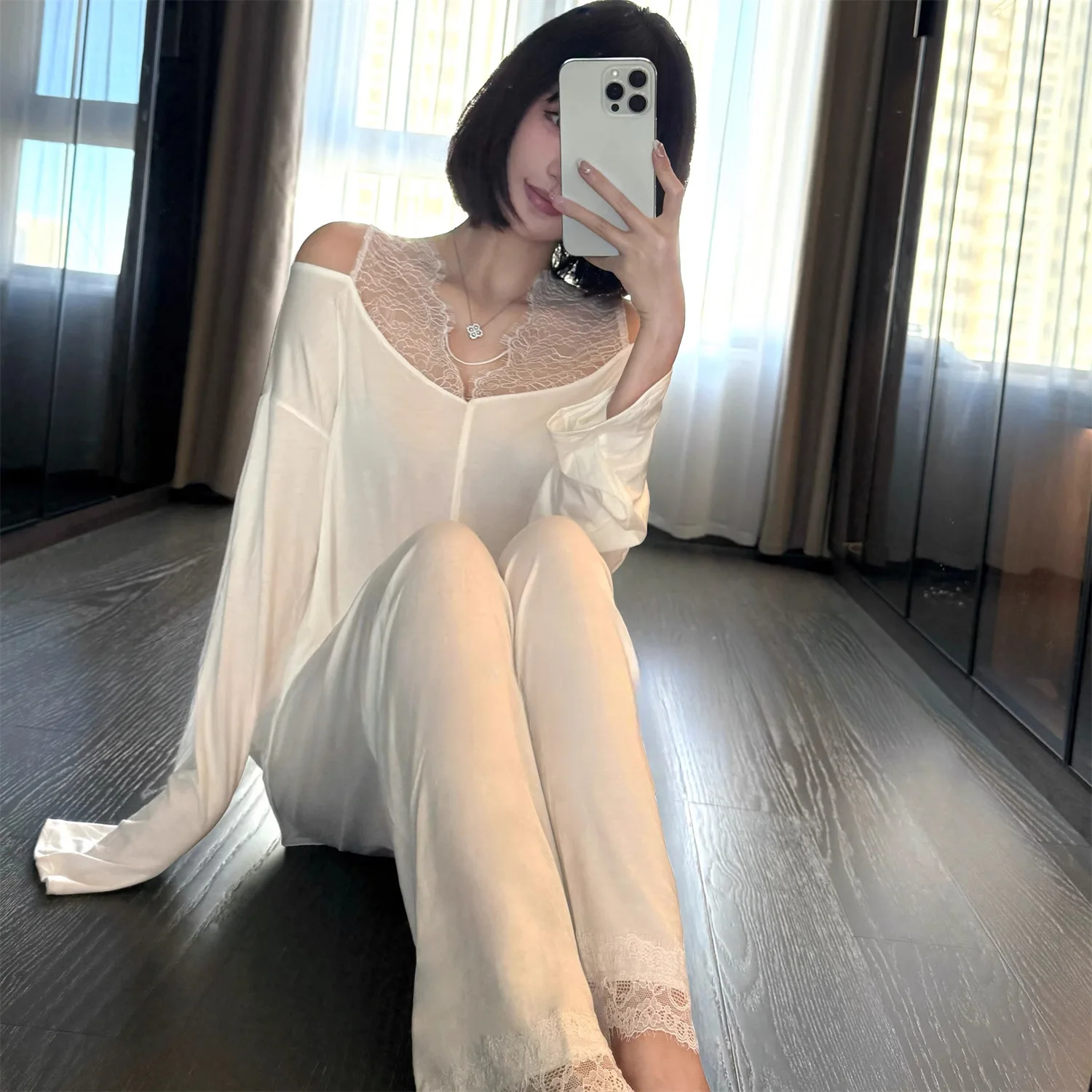 Loose Slanted Shoulder Lace Women's Comfortable Long-sleeved Pants Pajamas Women's V-neck Loungewear Set