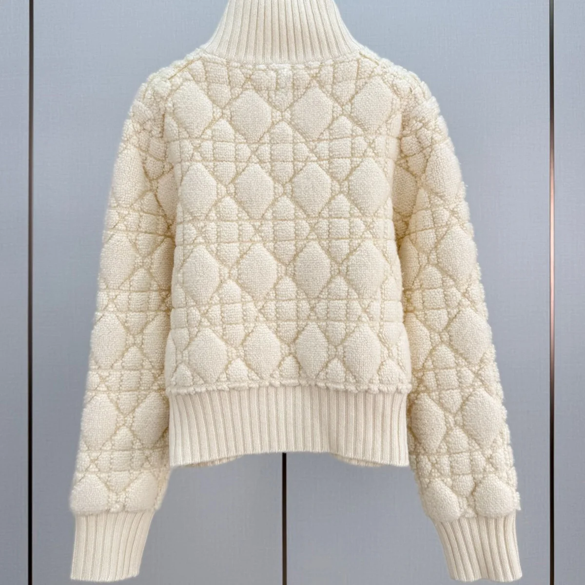 High Quality Women Diamond Textured Stand Collar Zip Up Knit Cardigan Jacket lyt134771