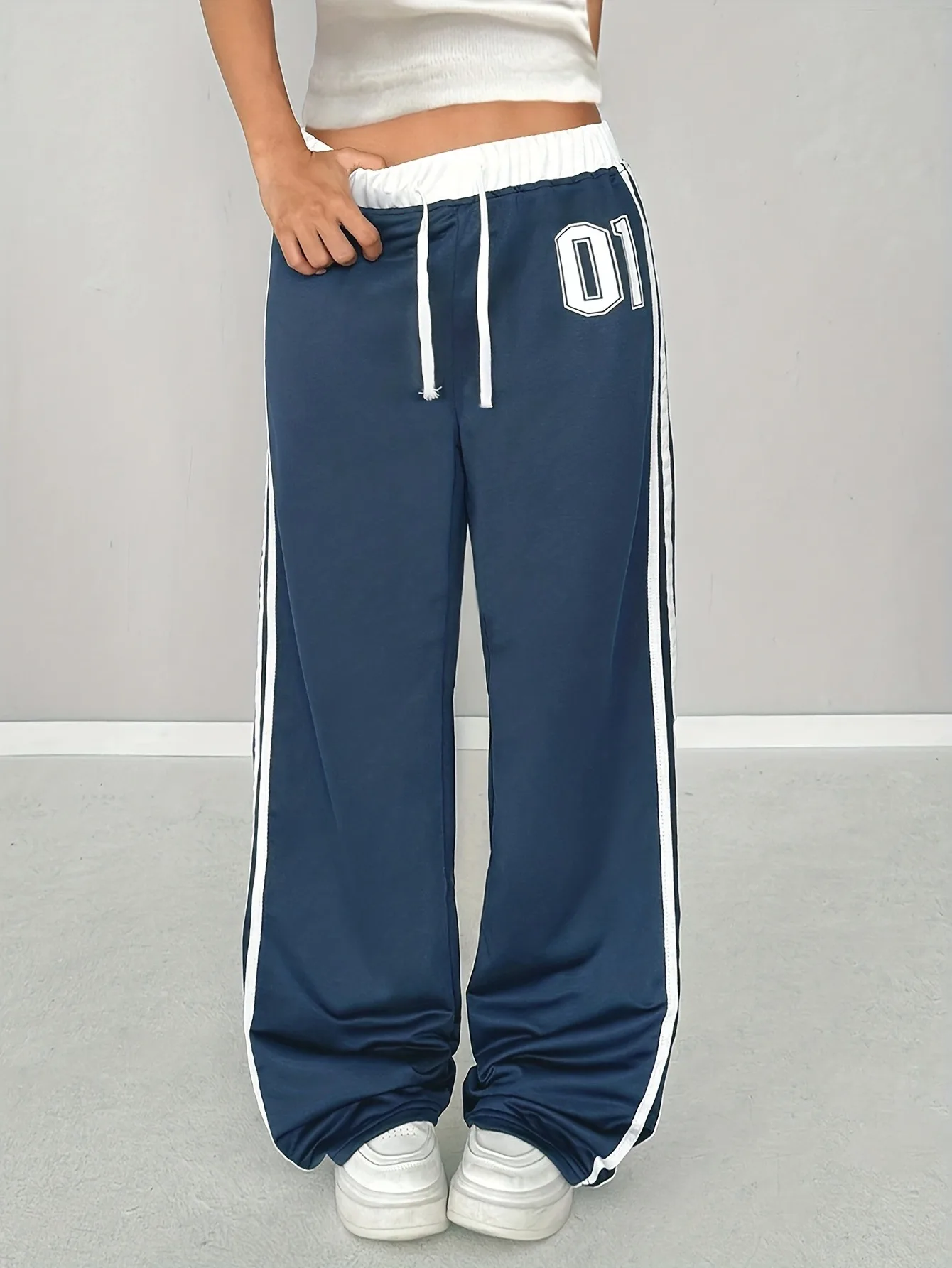 Y2K Mädchen Navy 01 Nummer Seitenstreifen Weite Jogginghose Elastischer Bund Vintage Sport Streetwear Für 4-12 Jahre – Detail 5