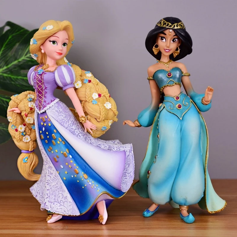 Kawaii 20cm Disney figura Frozen Elsa Anna biancaneve Rapunzel resina Anime modello bambola decorazione raccogliere ragazza bambini regalo carino