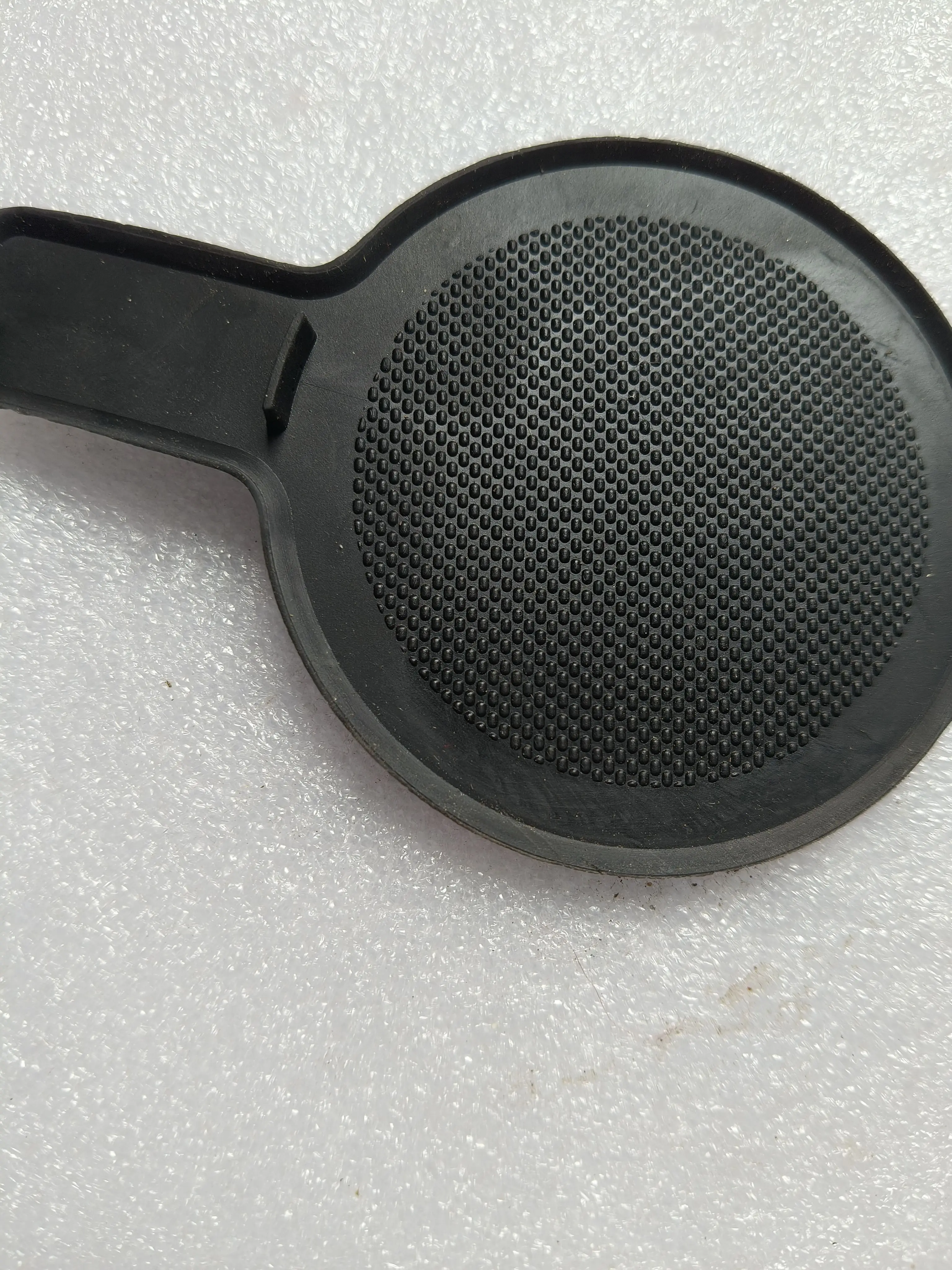 

For Audi A6L C6 Front Drain Cup Holder Rubber Pad Film