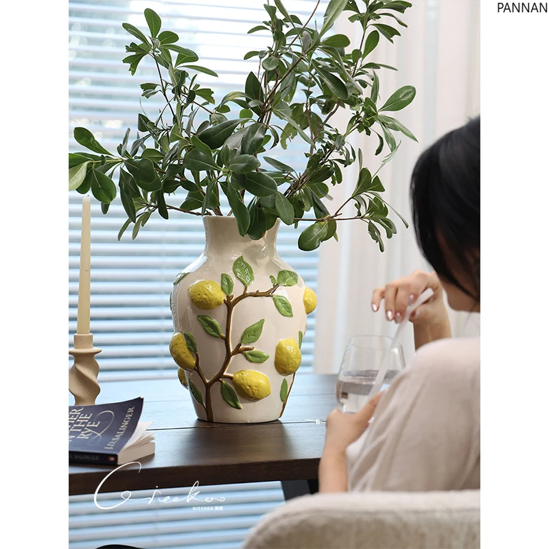 Entrance decorative ornament juicy sunshine French lemon relief white porcelain flower ware