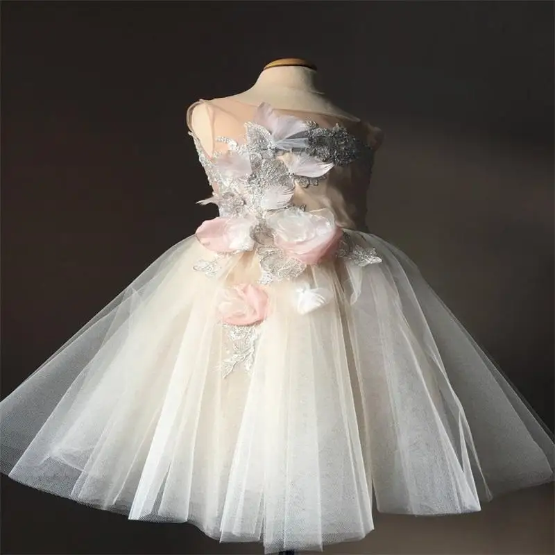 فستان مع شرابة وشرابة للفتيات ، لون الشمبانيا ، الدانتيل ، زين ، لطيف ، لحفل الزفاف ، أول تواصل ، حفلة عيد ميلاد