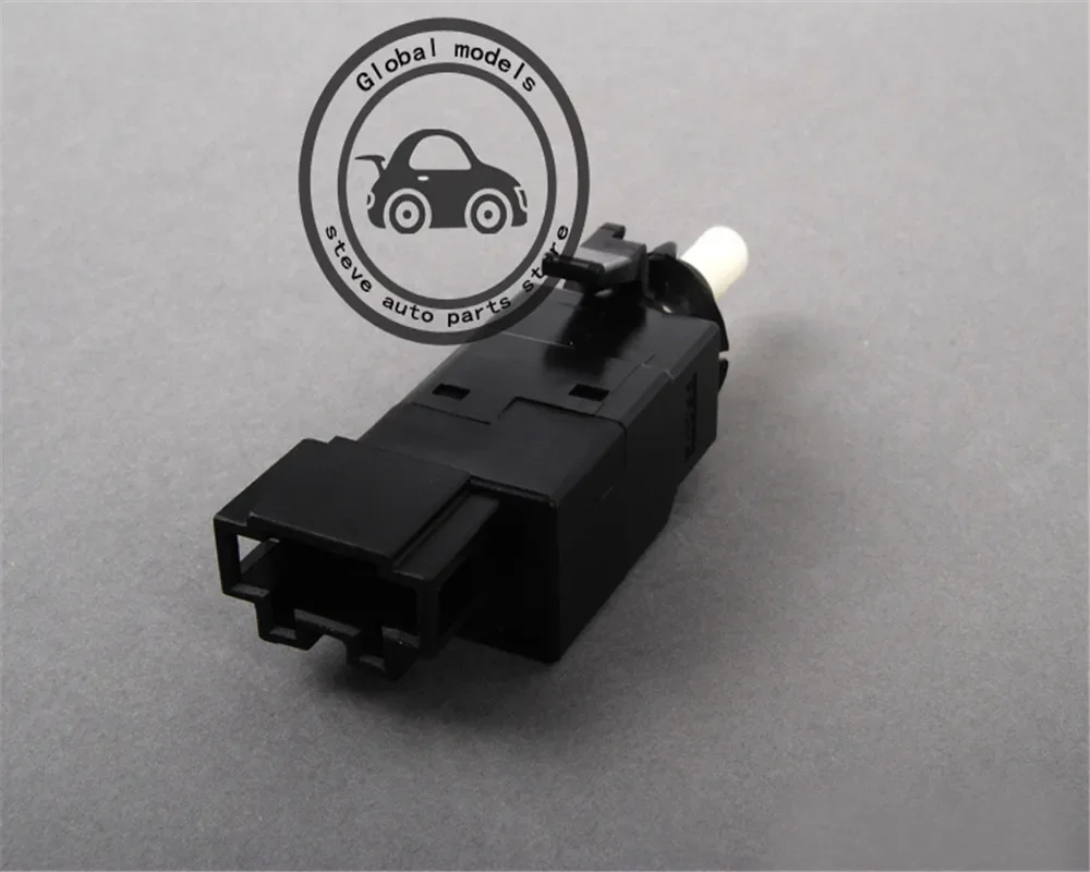 Brake Lamp Switch for Mercedes Benz W219 CLS280 CLS300 CLS320 CLS350 CLS500 CLS550 CLS55 CLS63