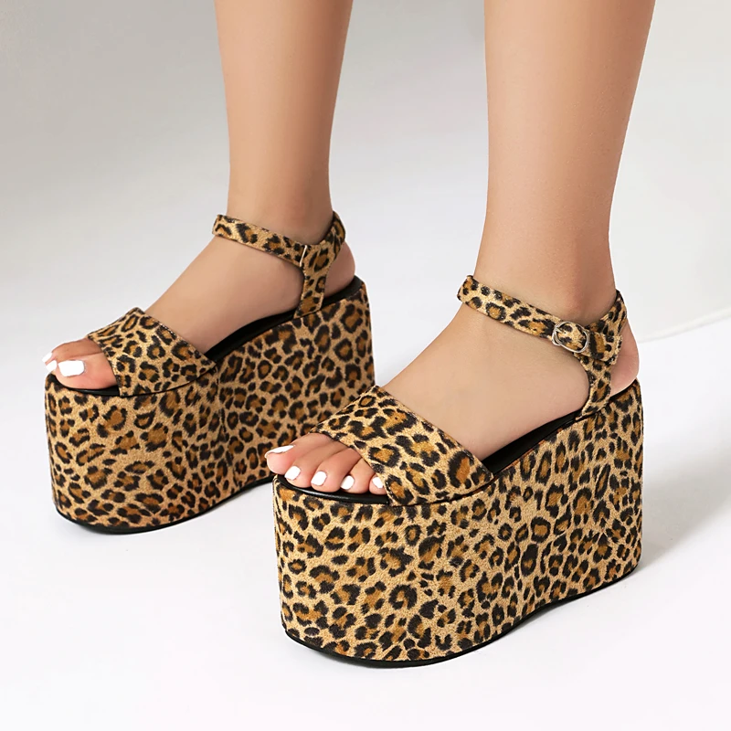 

Leopard Print Suede Women's Thick Soled Roman Style Gladiator Shoes Open Toe Sexy Stage Runway Foreign Trade High Heels Sandals