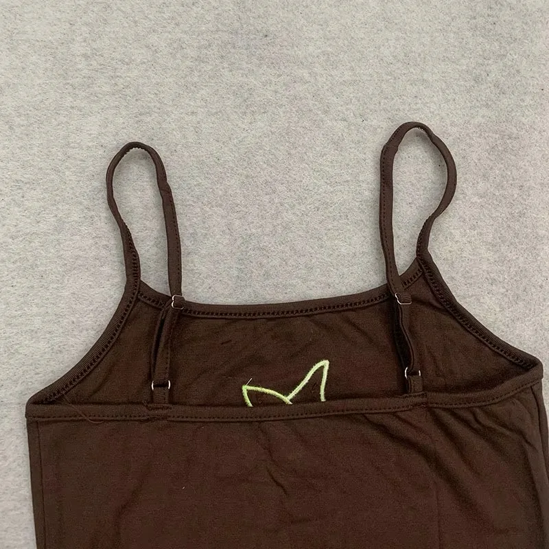 Cute Apple Patch Women Spaghetti Strap Camisole Brown Ribbed Slim Crop Tank Retro Aesthetic Top