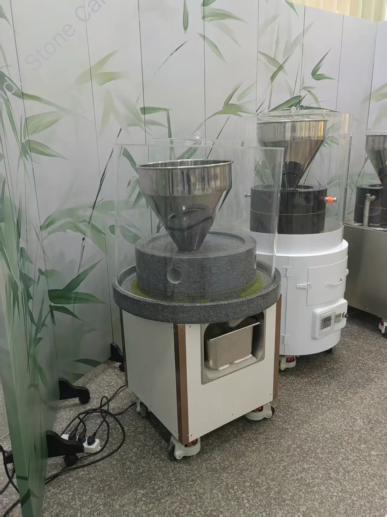 Electric Automatic Stone Mill Matcha Grinder With Motor And Gearbox 220V For Food Processing