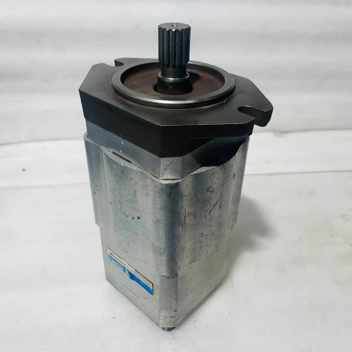 Excavator Internal Gear Pump EIPC3 020/025/032/040/050/064 Full Series Hydraulic Pump Hydraulic Gear Pumps