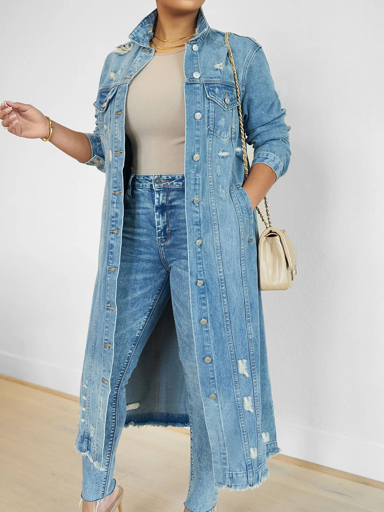 Women Long Denim Jacket Hole Overcoat Single Breasted Pockets Turn Down Collar 2024 Female Streetwear Vintage Jean Outerwear