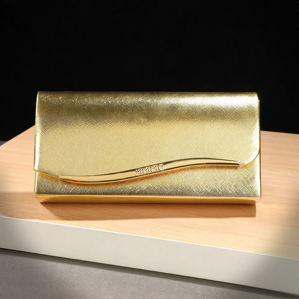 New shiny evening bag versatile for formal banquets birthday parties cocktail events and fashion shows Handbag for formal attire