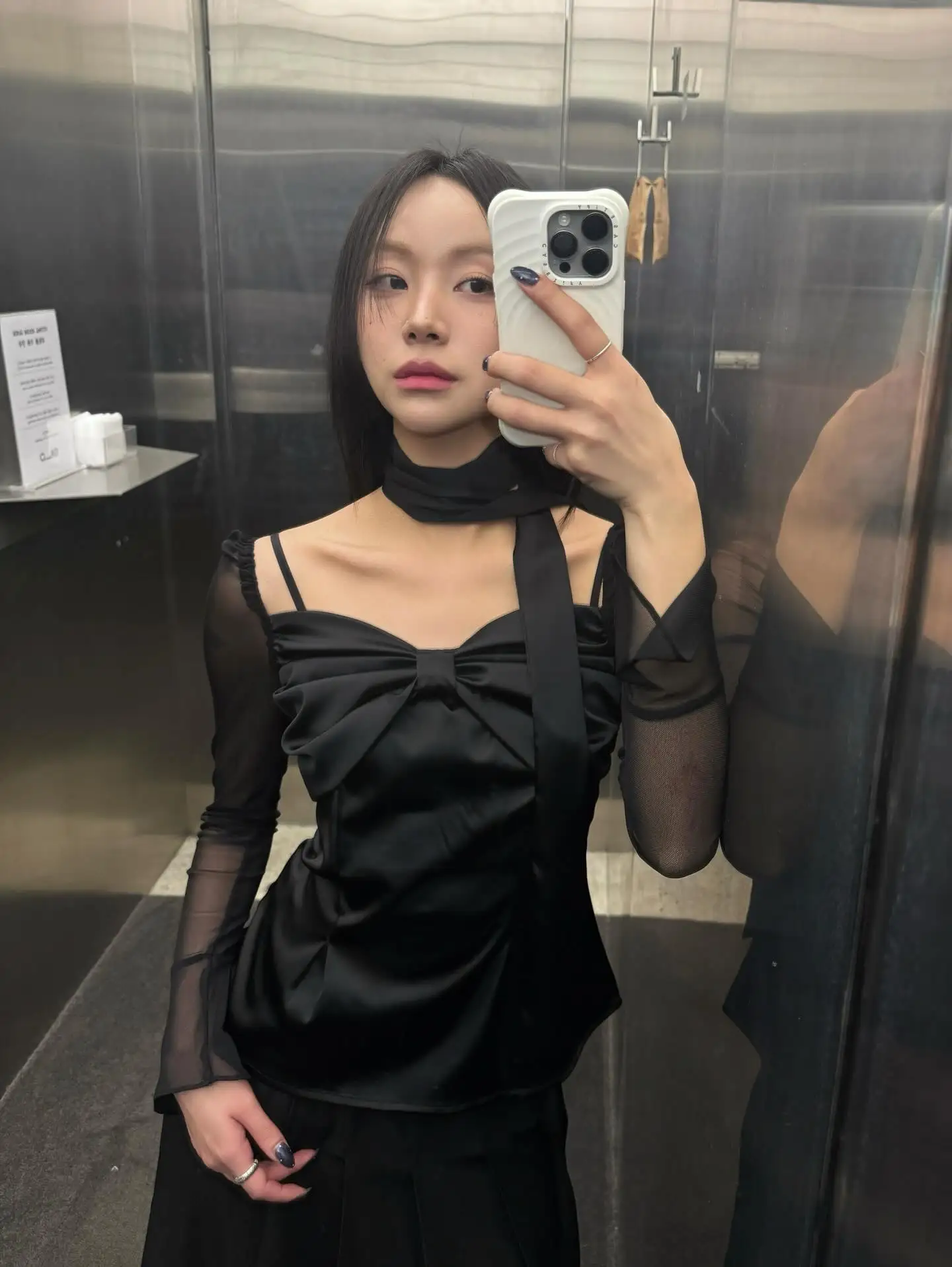 

Элегантная женская шифоновая блузка Hillda с квадратным воротником-узлом, приталенный топ с кружевной отделкой, длинный рукав, V-образный вырез, весна 2026