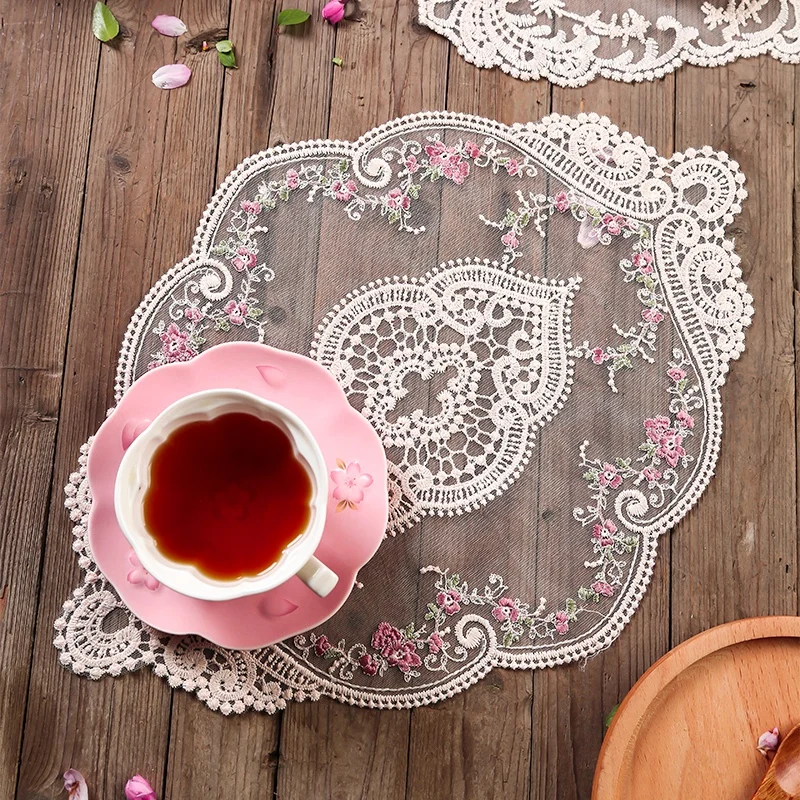 Nordic Lace Cup Coaster Round Placemat Retro Flower Mesh Embroidery Table Place Restaurant Home Supplies Hotel Tablecloth Decor