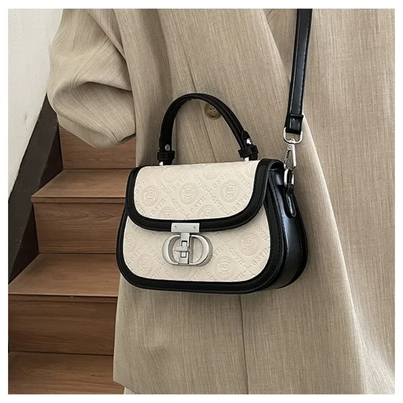

High-end, Niche Design, Versatile and Fashionable Embossed Single-shoulder Crossbody Small Square Bag, Saddle Bag, Handbag