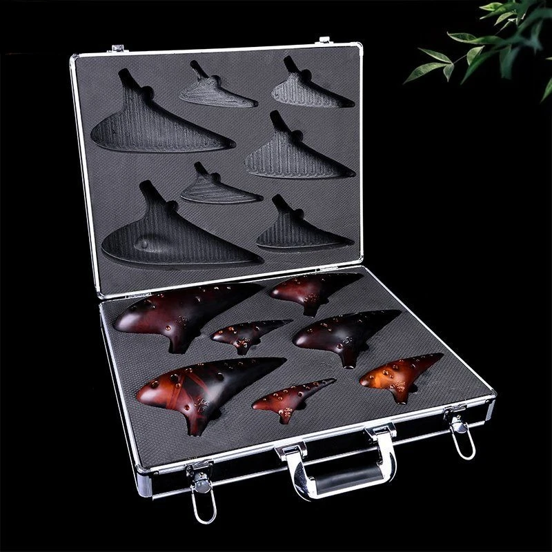 Set ocarina tujuh buah dengan 12 lubang dan set instrumen musik profesional dengan 12 lubang untuk pertunjukan