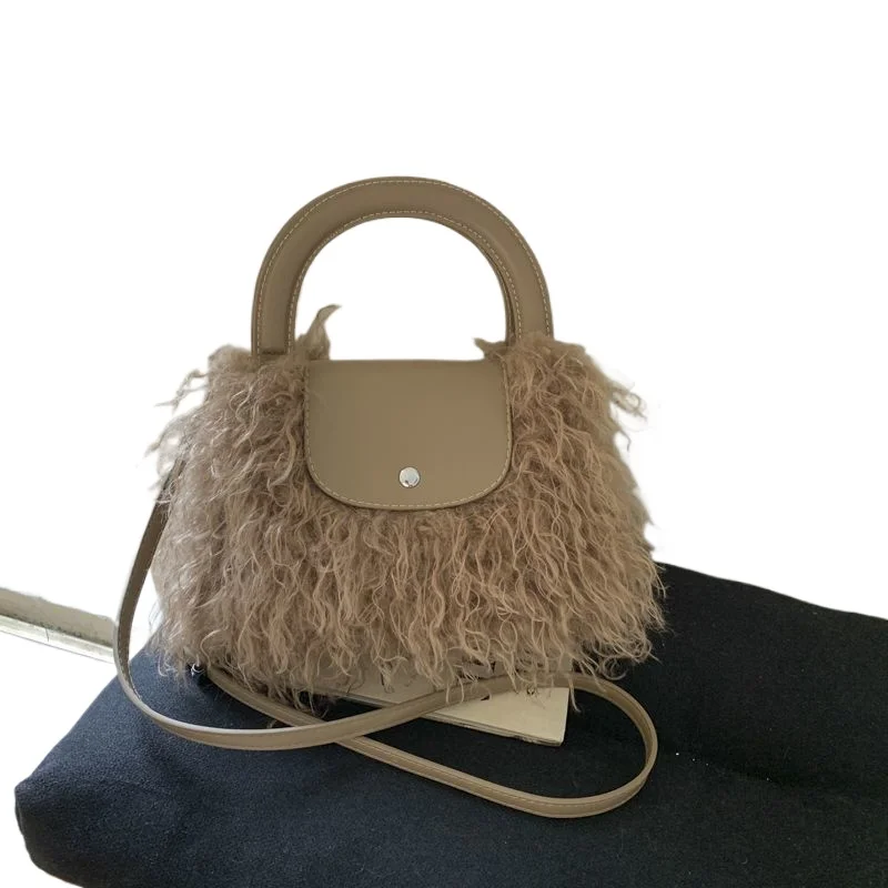 

2026 Autumn and Winter Package New Cute Plush Bag Fashion Versatile Small Square Bags Handbag Crossbody Bag Simple and Stylish